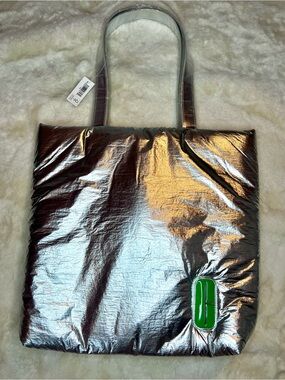 Y2K Metallic Limited Edition Clinique NWT Silver Puffer Tote Bag Green Logo